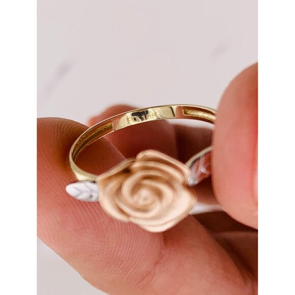 ❤️ 10k solid gold rose flower ❤️ Size 7 - Picture 6 of 8